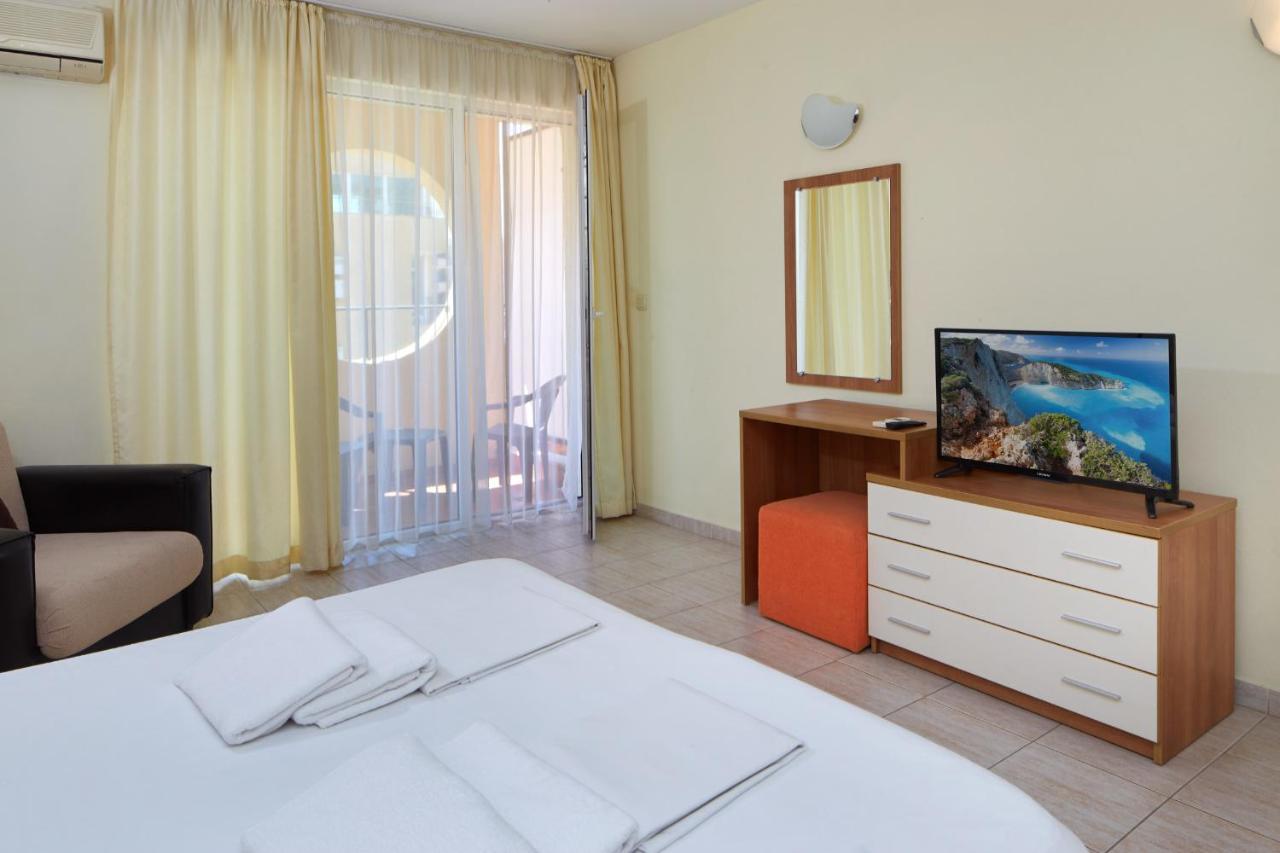 Pollo Resort Sunny Beach Exterior photo