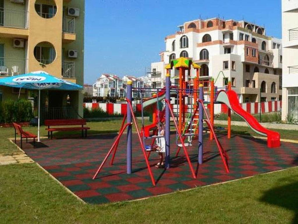 Pollo Resort Sunny Beach Exterior photo